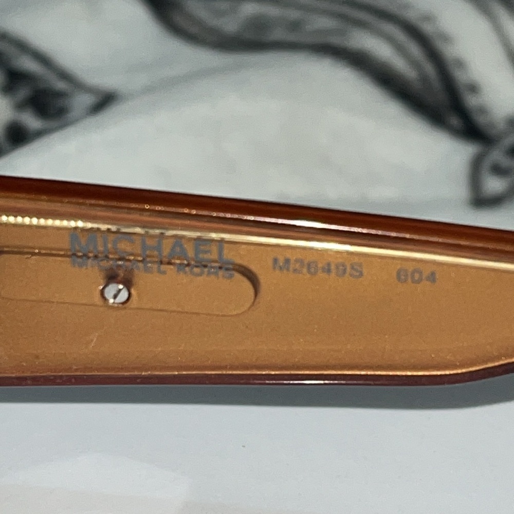 Michael Kors M2649S Sunglasses
by Michael Kors, Bordeaux, 57-15-135 - Picture 6 of 7